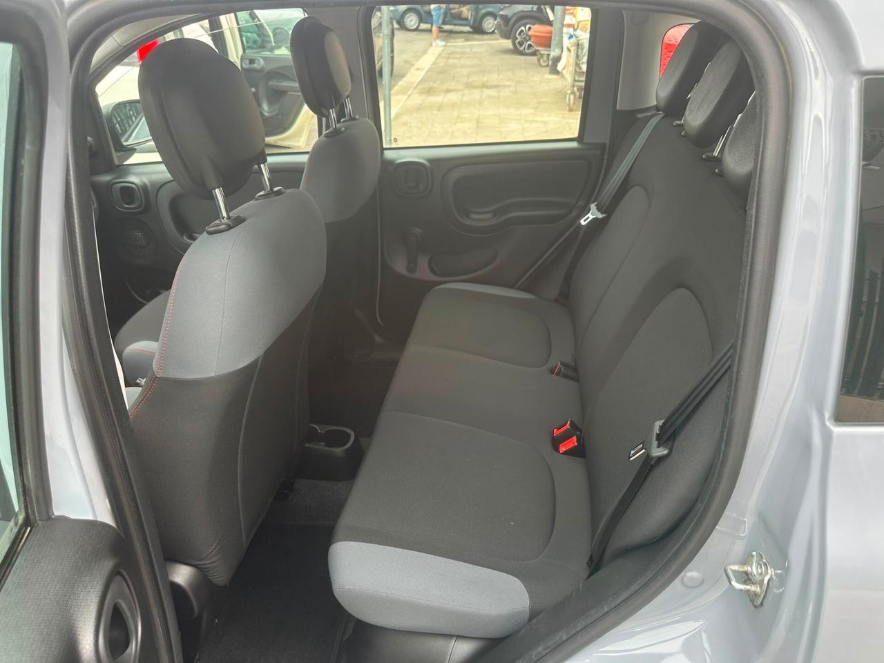Fiat Panda 1.2 Connected by Wind