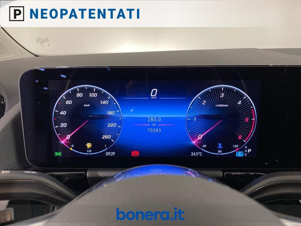 Mercedes GLA 180 180 D Progressive Advanced 8G-DCT