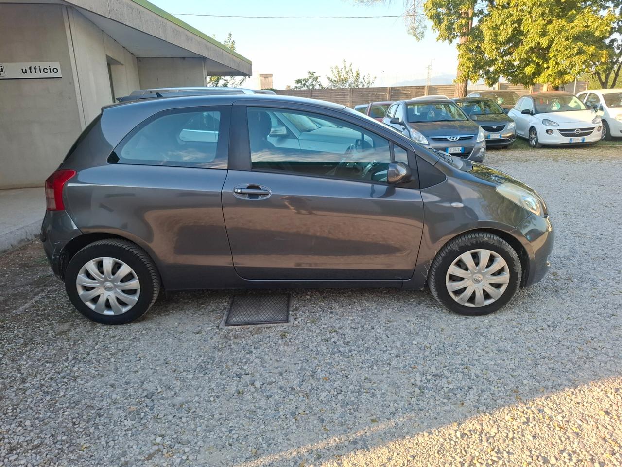 Toyota Yaris 1.3 3 porte Navi