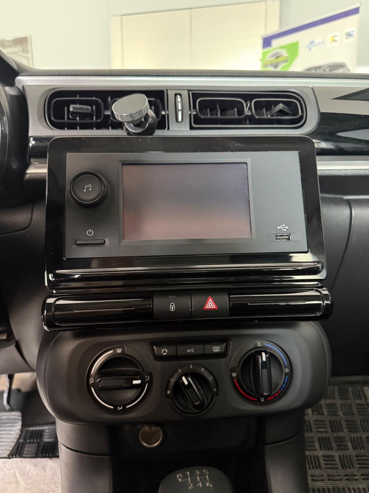 Citroen C3 BlueHDi 100 S&S Feel 2021 AUTOCARRO