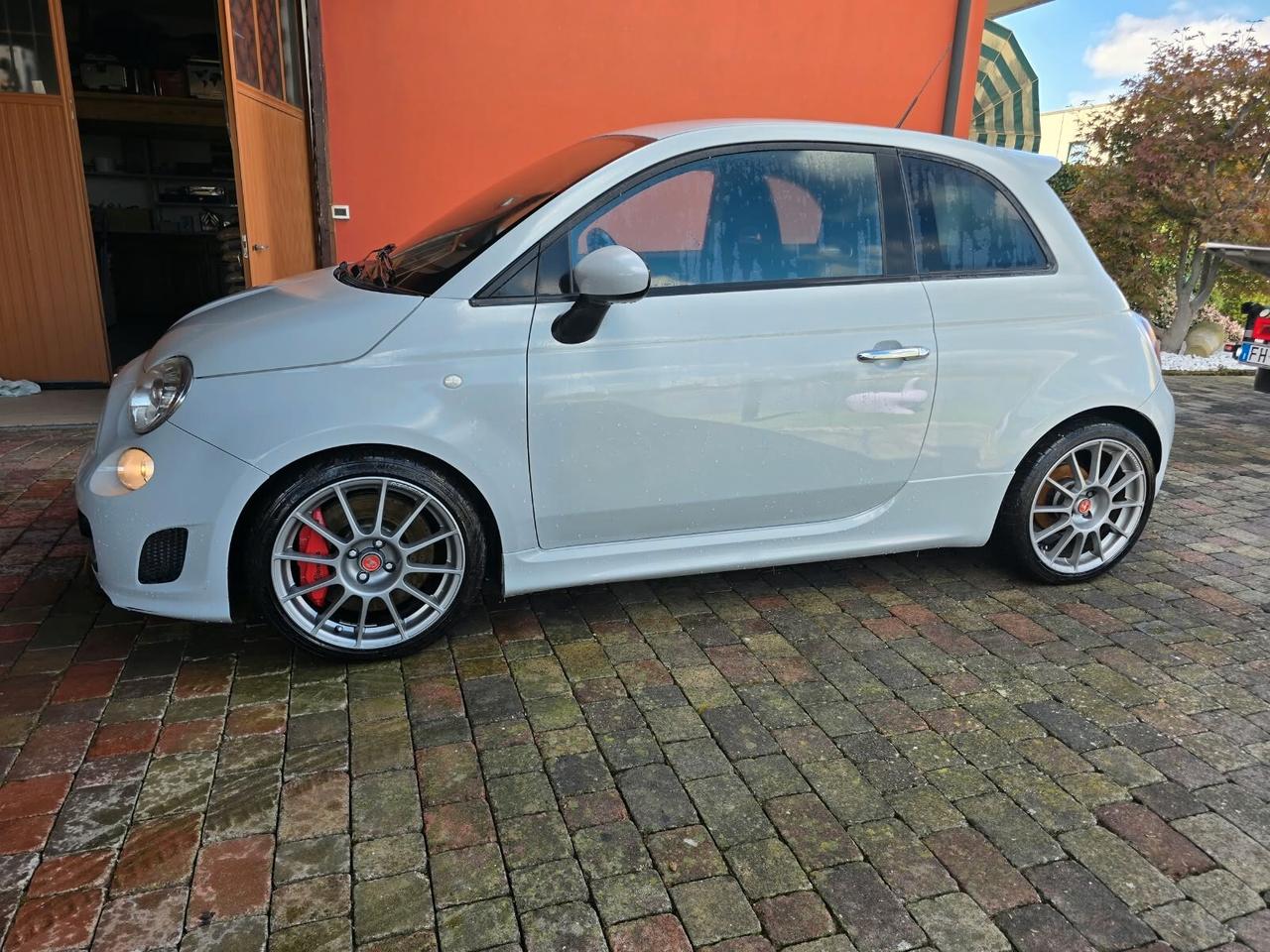 Fiat 500 ABARTH ESSESSE