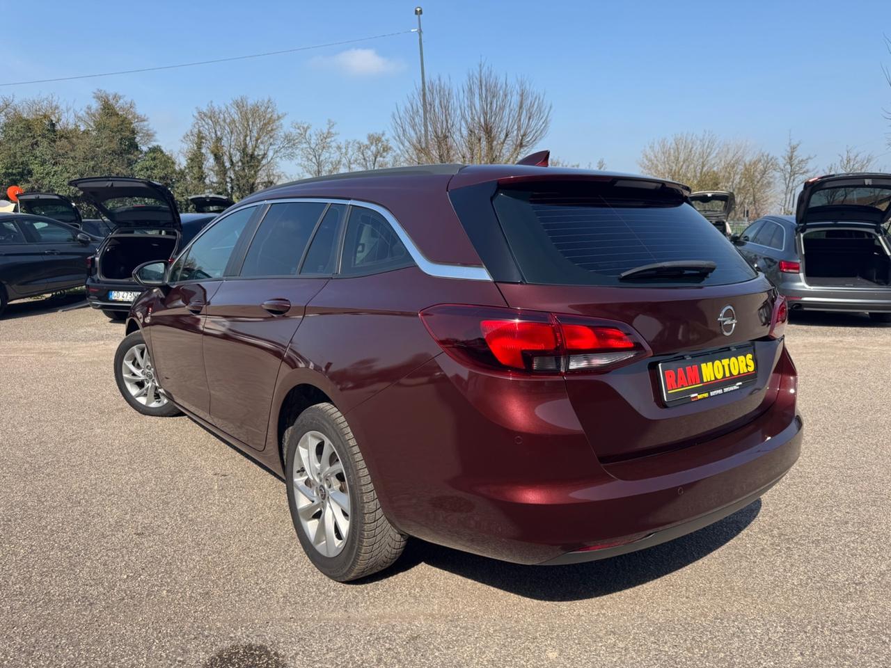 OpelAstra 1.6 CDTi 136CV S&S Sports Tourer Innovation Neopatentati