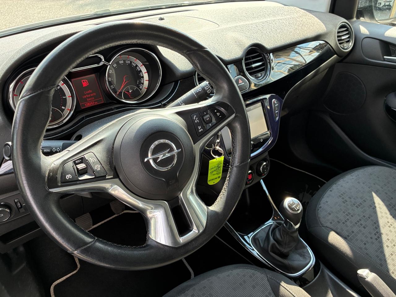 Opel Adam 1.2 69 cv Glam