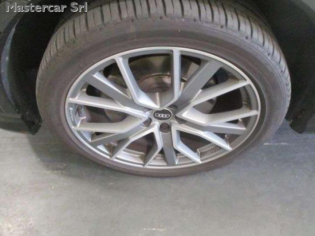 AUDI Q3 45 2.0 tfsi S line Quattro S-Tronic 230 cv GB442JF