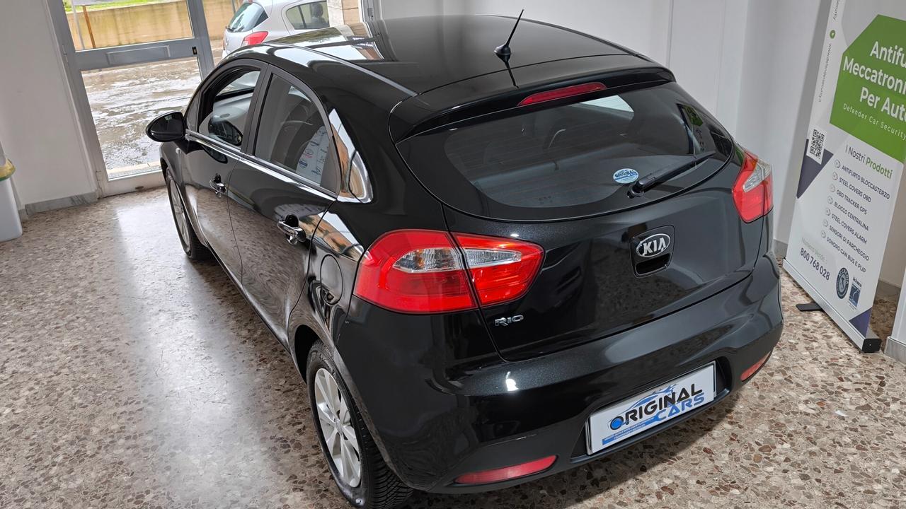 Kia Rio 1.2 CVVT 5p. Cool
