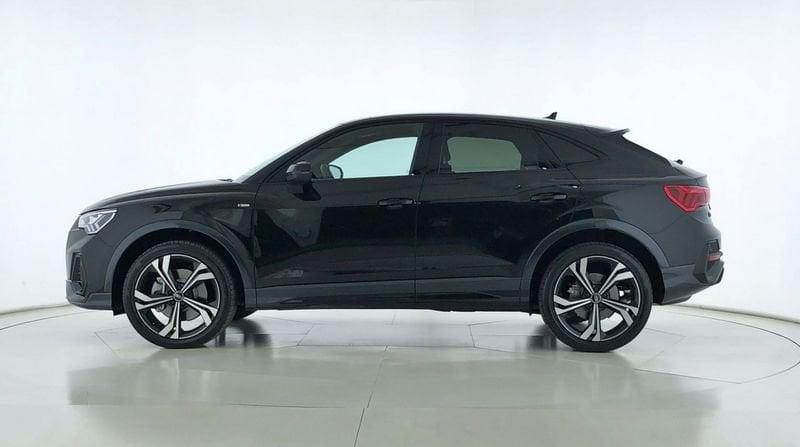 Audi Q3 SPB 40 TDI quattro S tronic Identity Black