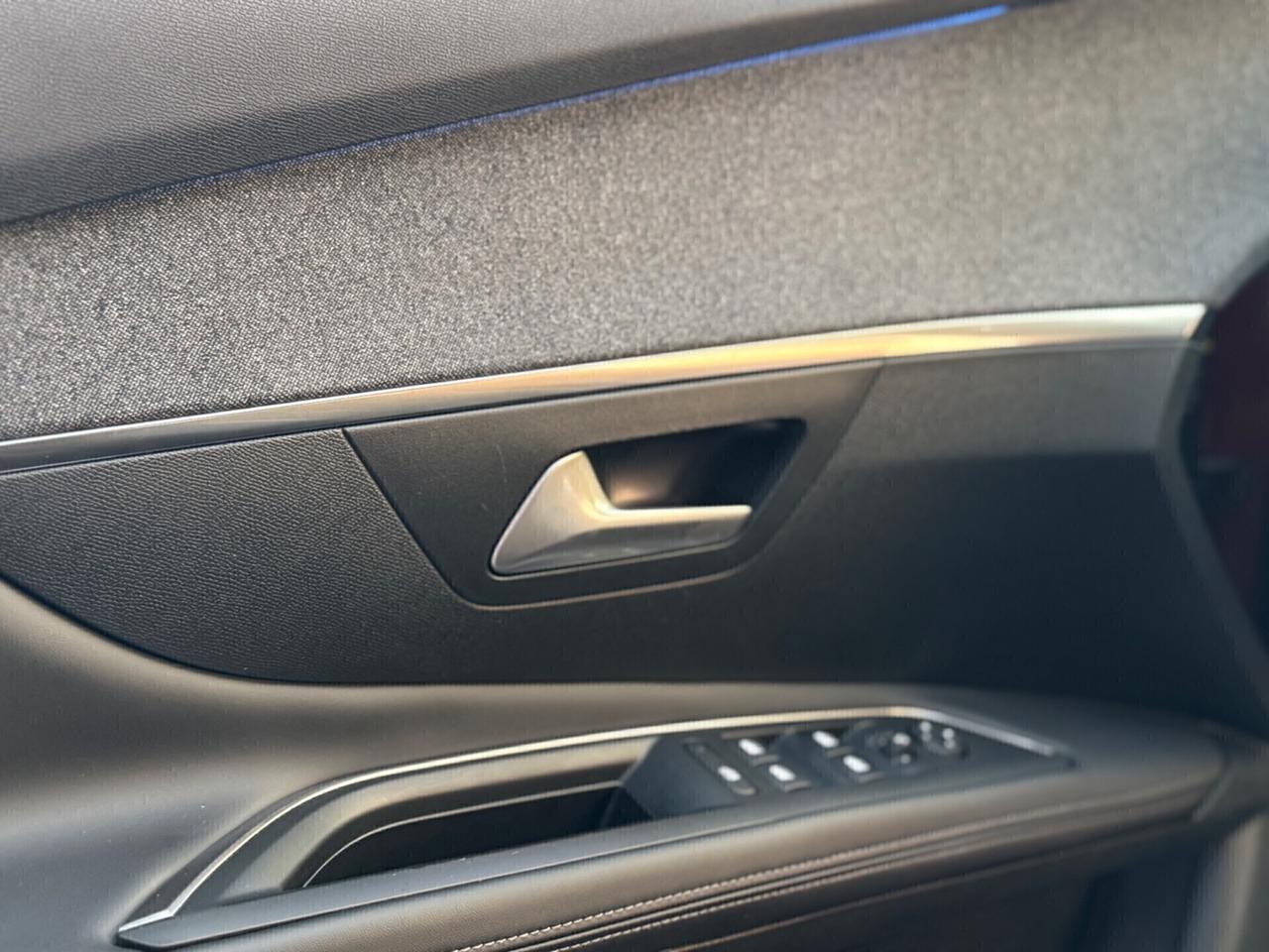 Peugeot 3008 BlueHDi 97.000 Km !