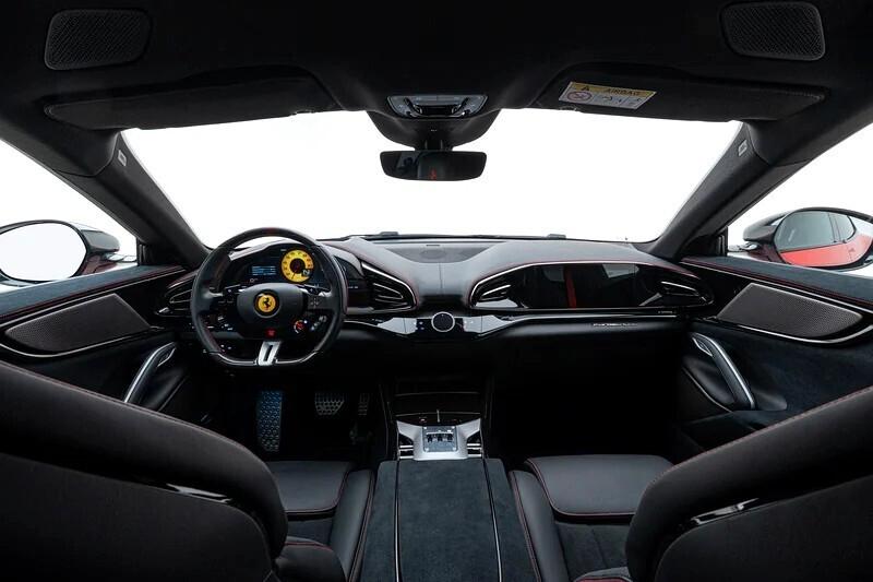Ferrari Purosangue NOLEGGIO LUNGO TERMINE - LEASING FULL INCLUSIVE