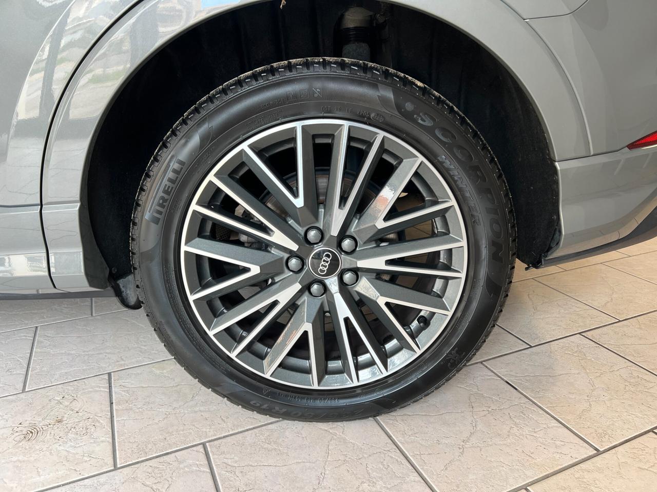 Audi Q3 35 TDI S line PELLE LUCI AMBIENT