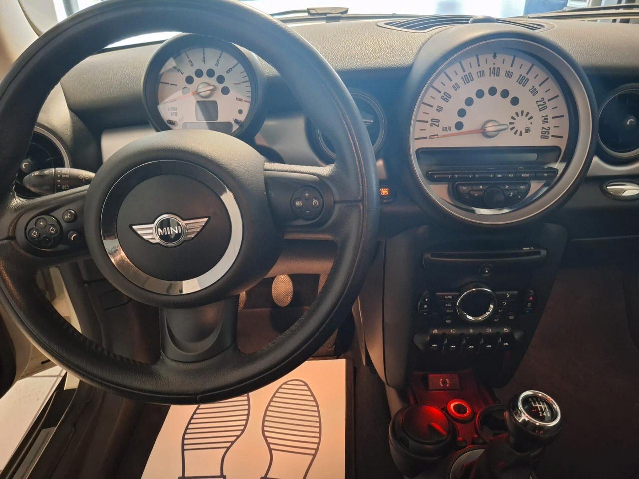 Mini 1.6 16V One (55kW)