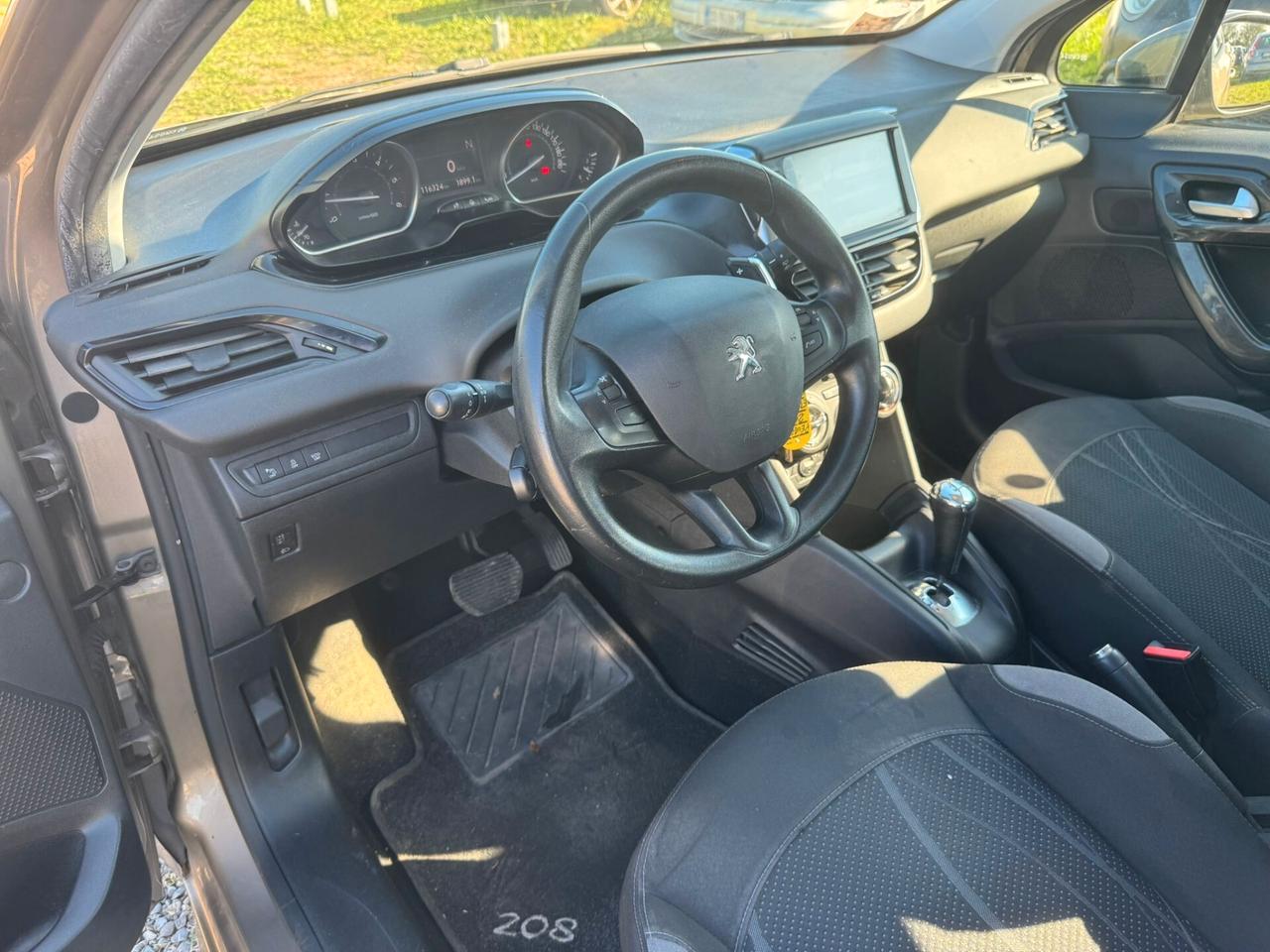 Peugeot 208 1.4 hdi 5 porte AUTOMATICA KM 116.000