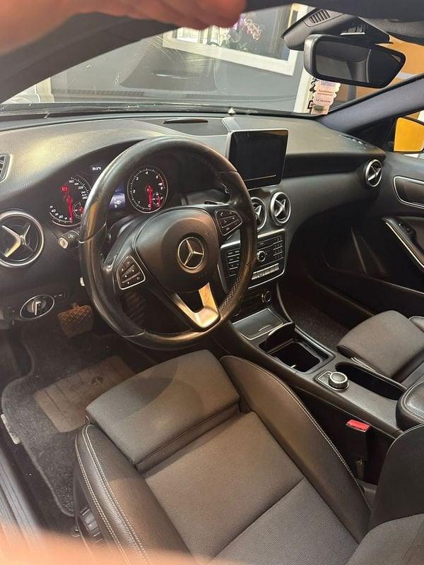 Mercedes-Benz Classe A A 180 d Automatic Premium PREZZO VERO