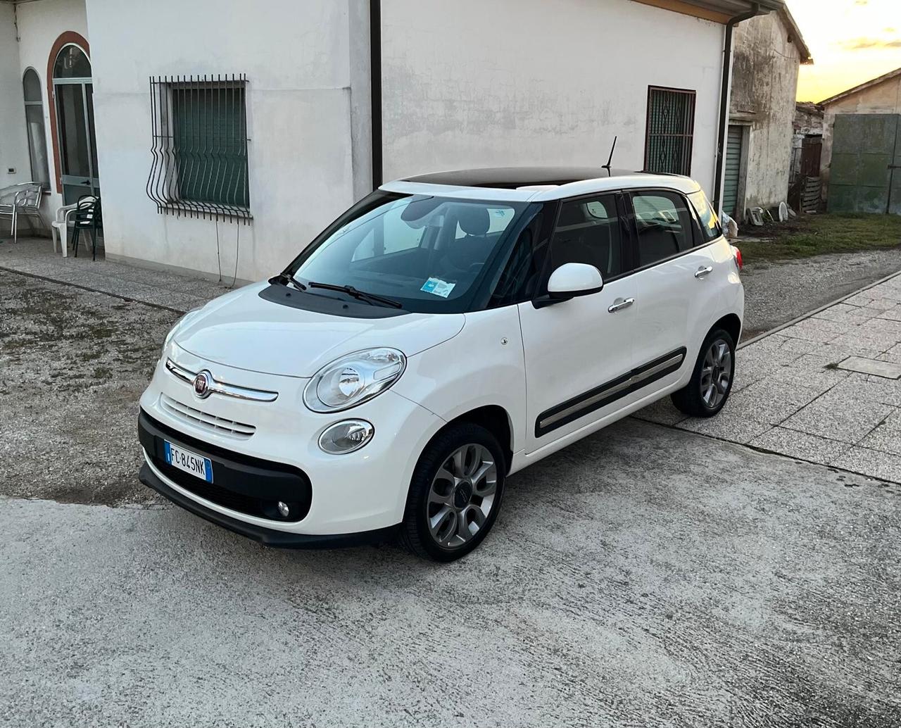 Fiat 500L 0.9 TwinAir Turbo Natural Power Lounge