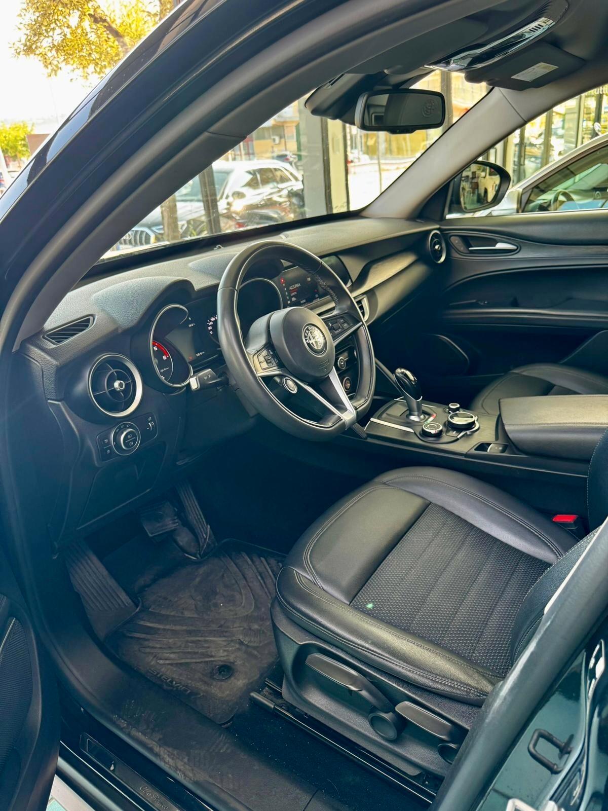 Alfa Romeo Stelvio 2.2 Turbodiesel 210 CV AT8 Q4 Executive