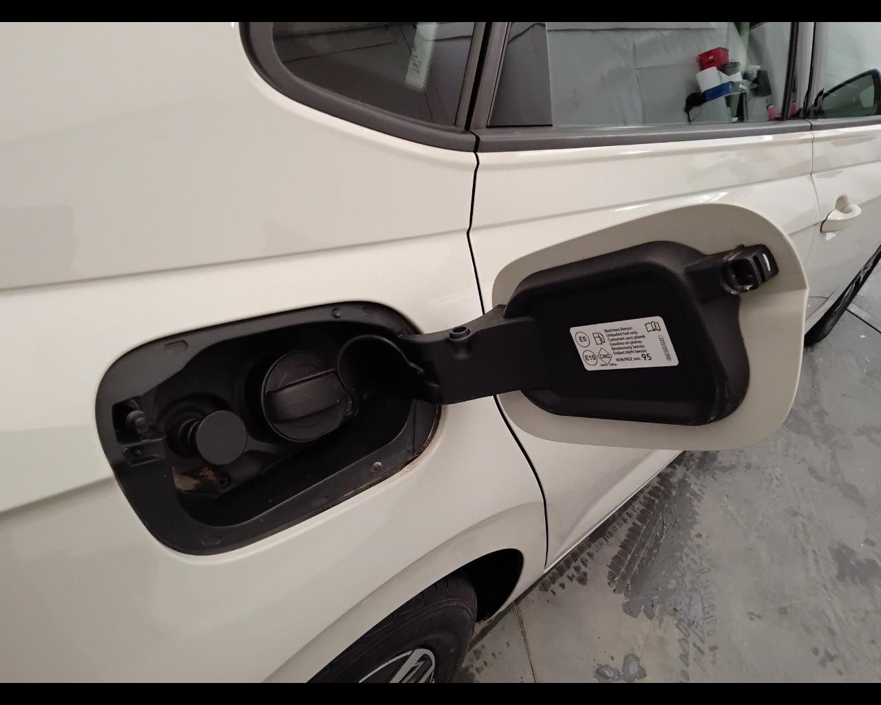 VOLKSWAGEN Polo VI 2022 - Polo 1.0 tgi Life 90cv