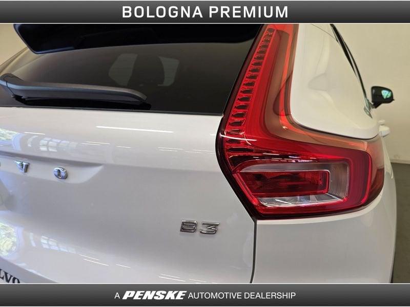 Volvo XC40 XC40 B3 automatico Core