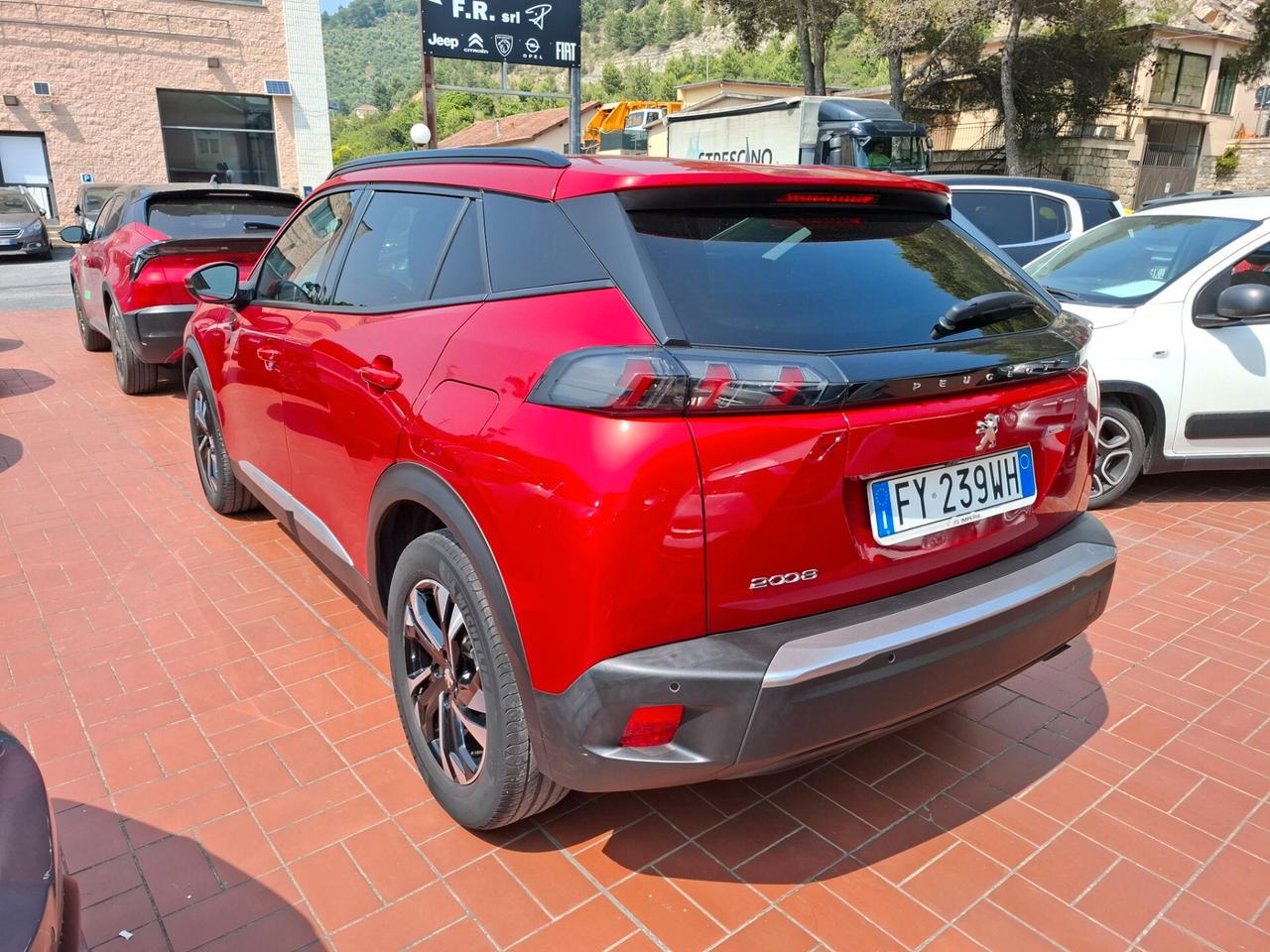 Peugeot 2008 PureTech 100 S&S Allure Pack