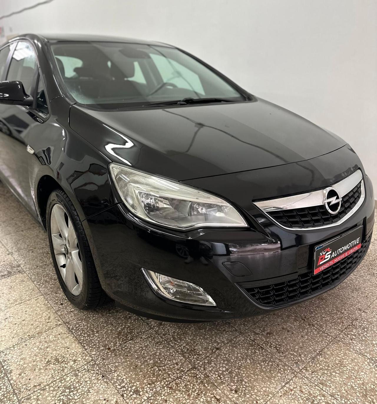 Opel Astra 1.4 SOLO 80.000 km