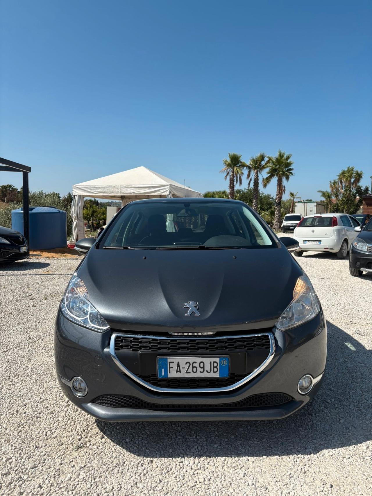 Peugeot 208 1.4 HDi 68 CV 5 porte Access