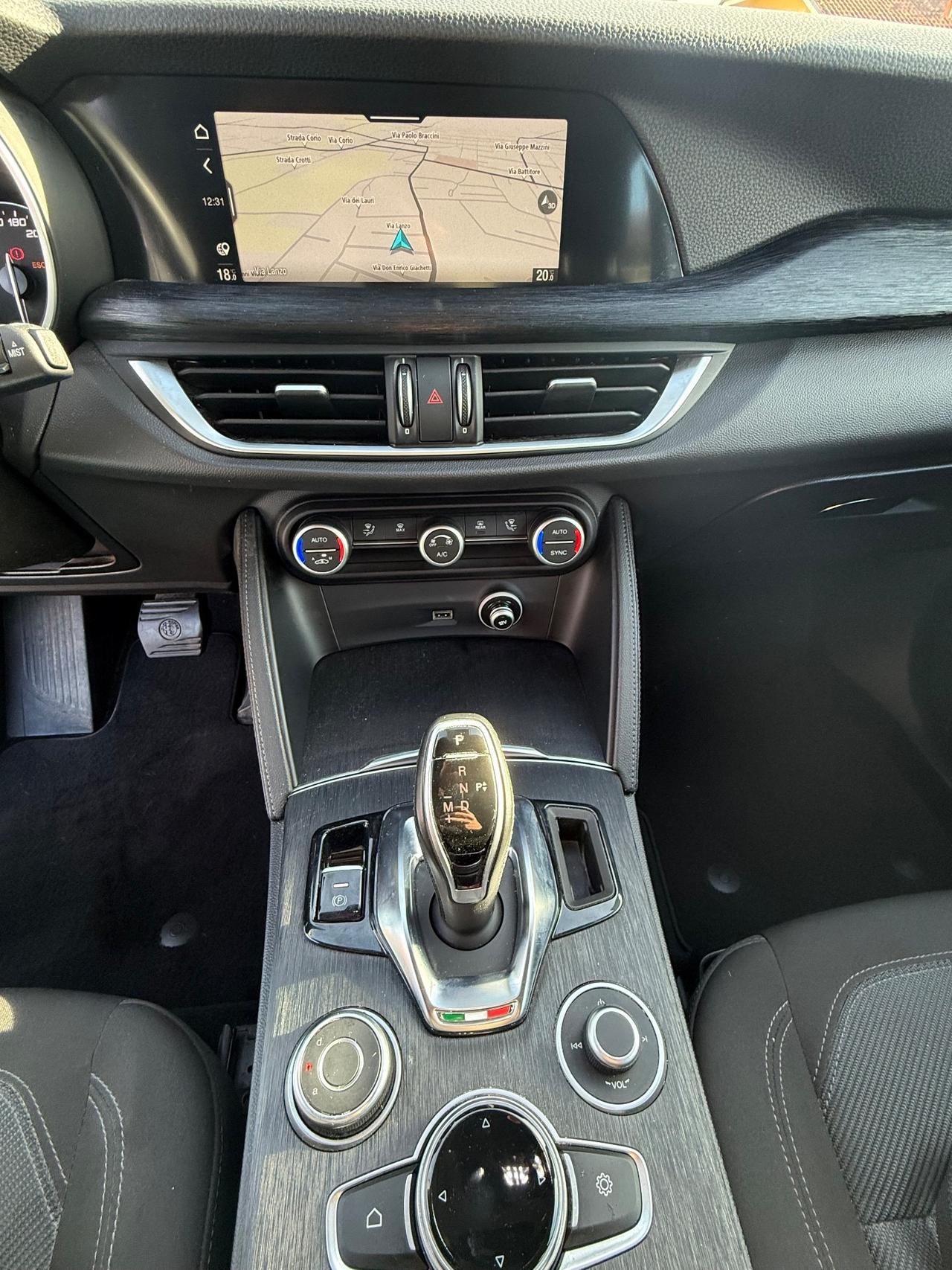 Alfa Romeo Stelvio 2.2 Turbodiesel 190 CV AT8 Q4 Business