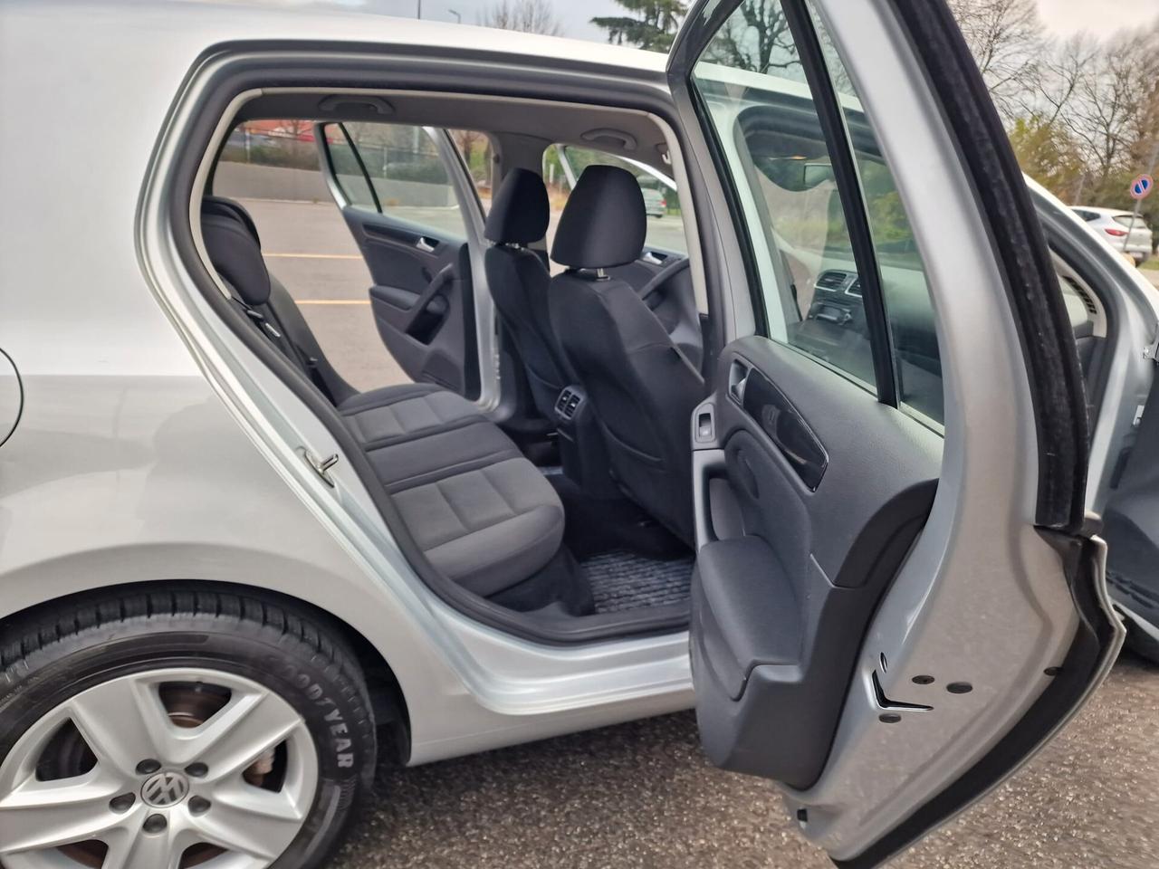 Volkswagen Golf 1.6 5p. Comfortline