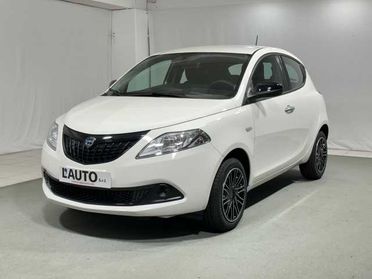 Lancia Ypsilon 1.0 FireFly 5 porte S&S Hybrid Silver Plus 5 posti