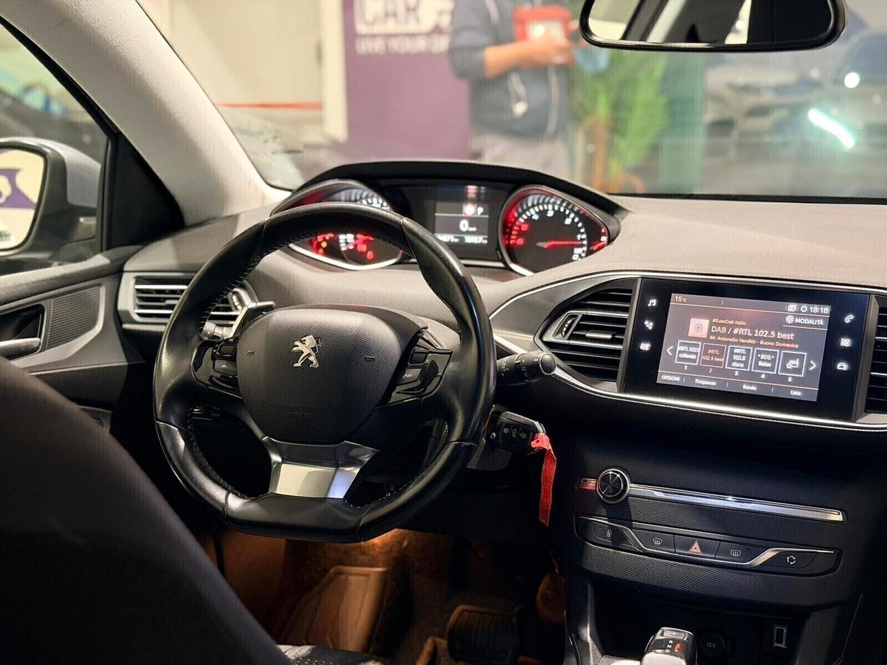 Peugeot 308 BlueHDi 130 S&S Allure