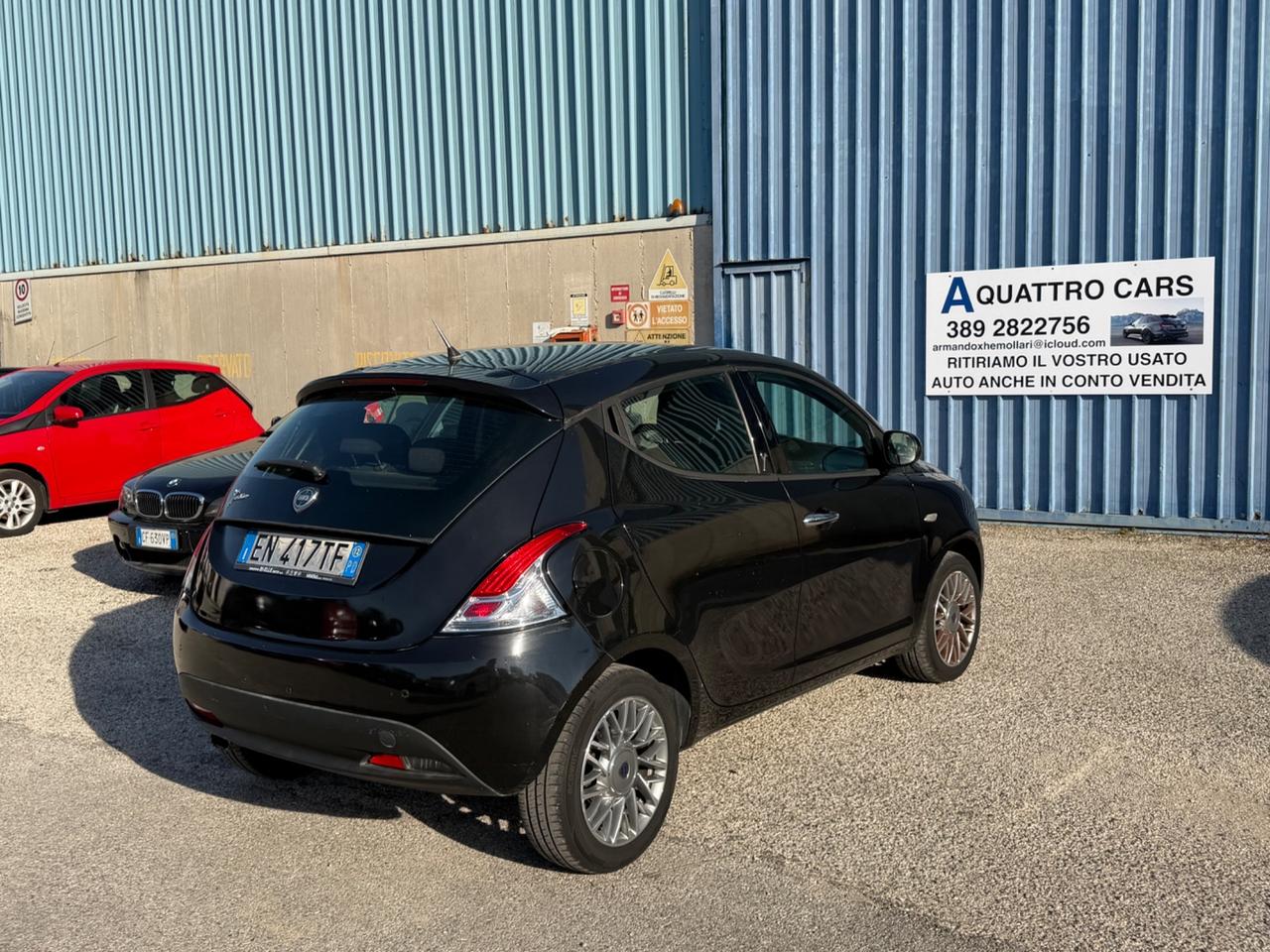 Lancia Ypsilon .
