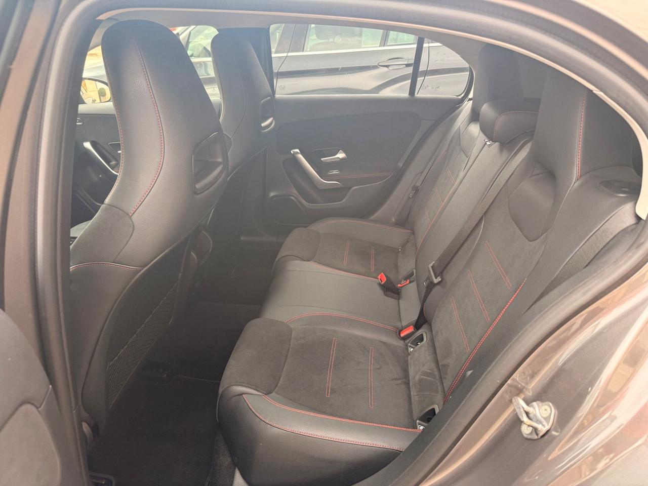 Mercedes-benz A 180 d Automatic AMG Line Premium