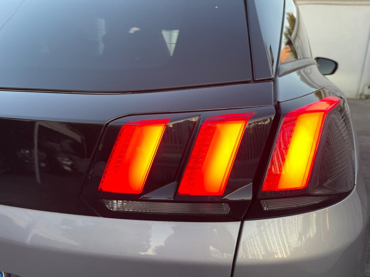 Peugeot 3008 BlueHDi 130 S&S EAT8 Allure Pack KM CERTIFICATI!!!