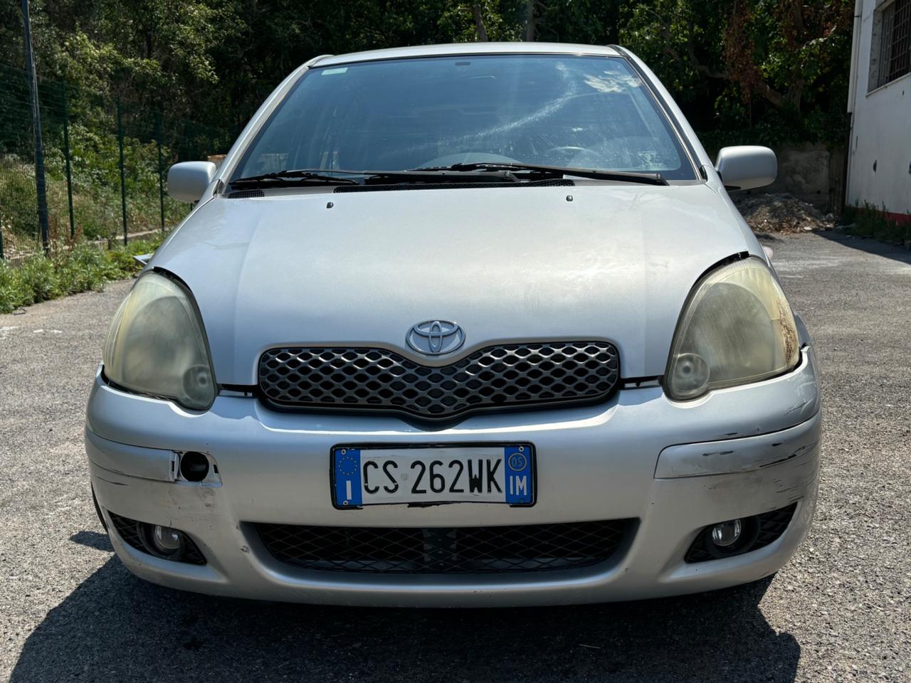 Toyota Yaris 1.0i 16V cat 5 porte