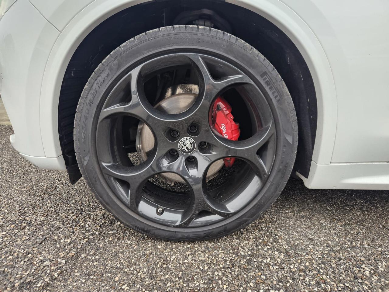 Alfa Romeo Stelvio 2.2 Turbodiesel 210 CV AT8 Q4 Veloce