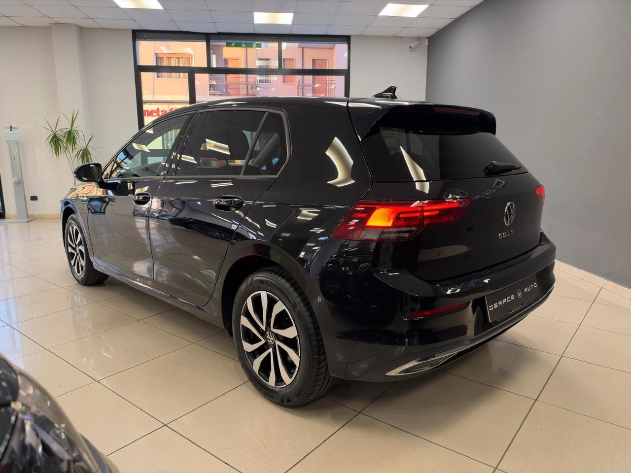 Volkswagen Golf 2.0 TDI 116cv DSG SCR ACTIVE