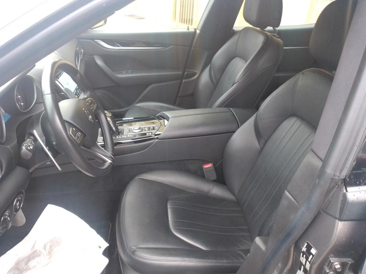 Maserati Levante V6 Q4 350CV INTERAMENTE FINANZIABILE