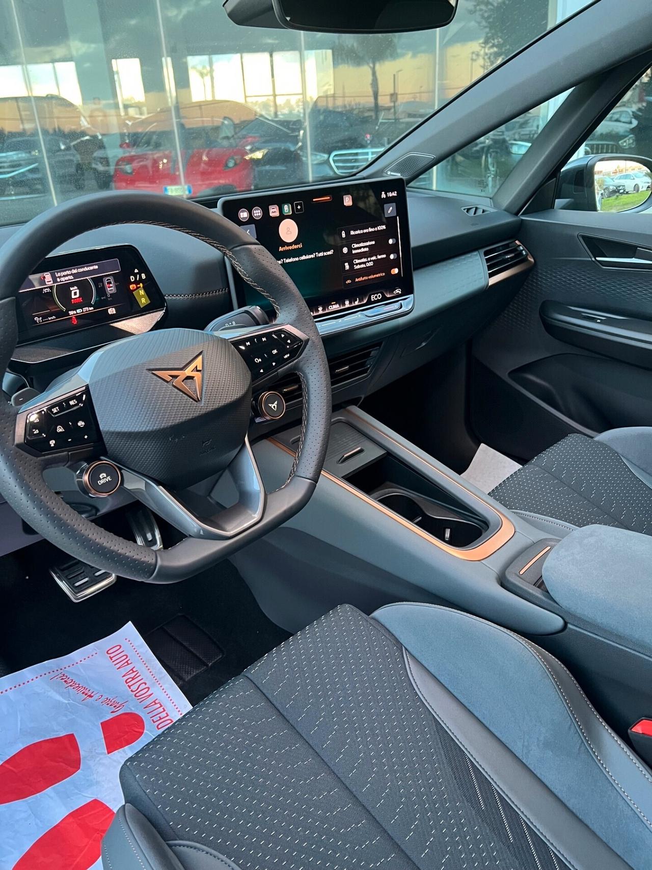 Cupra Born 79kWh 326 CV VZ possibilità noleggio no scoring