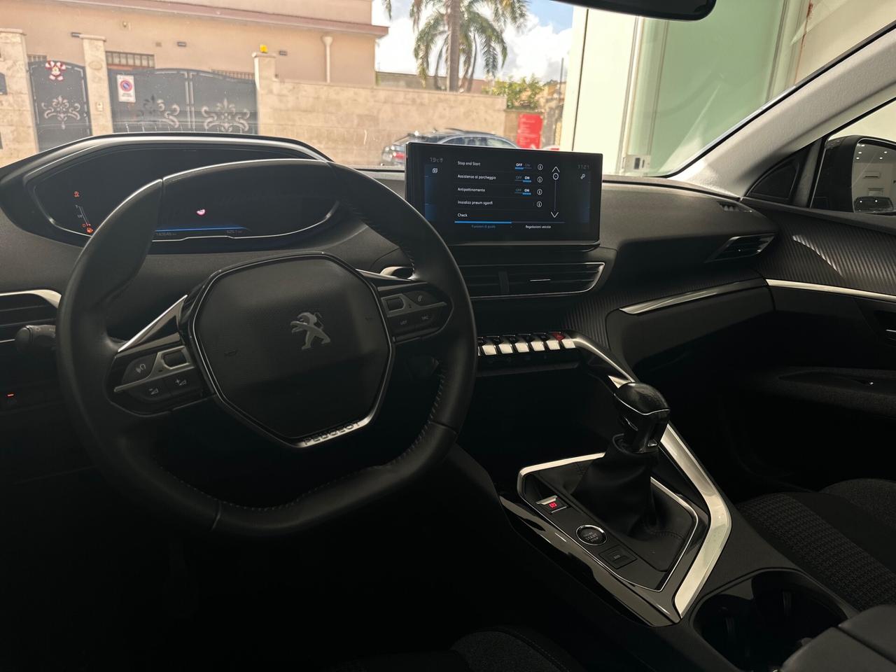 Peugeot 3008 BlueHDi 130 S&S Active