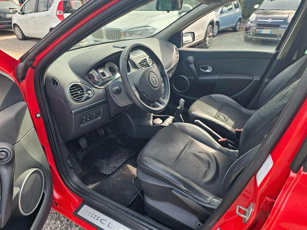 Renault Clio Storia 1.2 16V 5 porte Dynamique