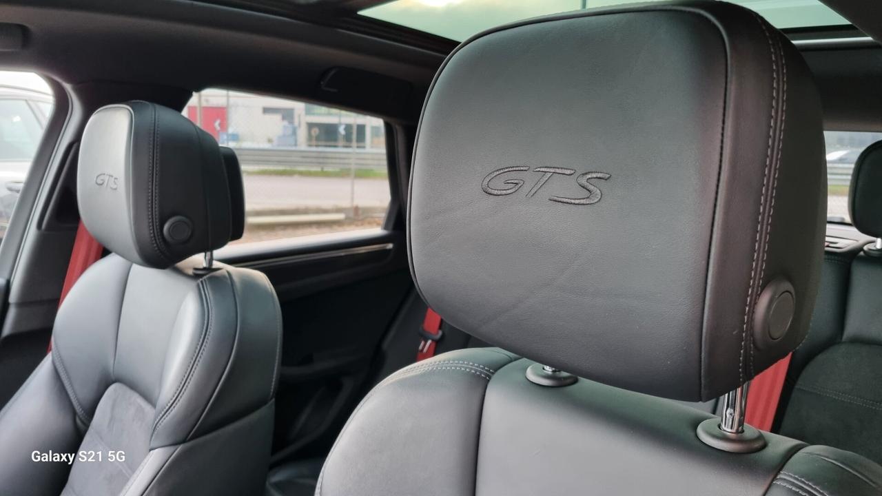 Macan 3.0 GTS 381cv pdk Tetto Pano.Scarichi Sportivi