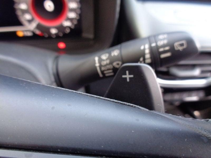 Nissan Juke Juke 1.0 dig-t N-Connecta 114cv dct