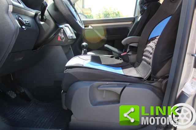 VOLKSWAGEN Touran 1.9 TDI 105CV DPF Highline 7 Posti per Neopatent..