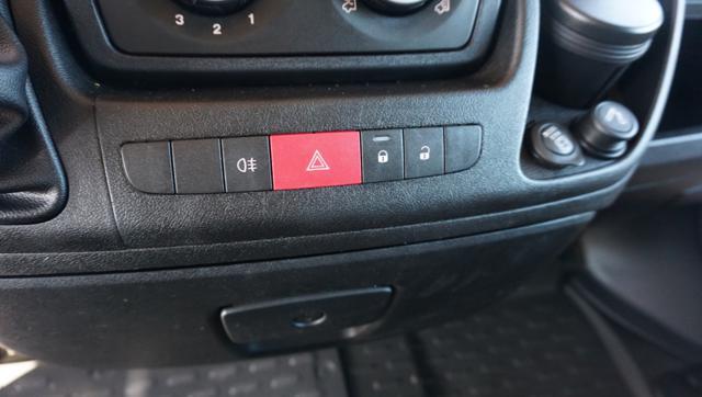 PEUGEOT Boxer 328 2.2 HDi/110CV FAP PC-TN Furgone