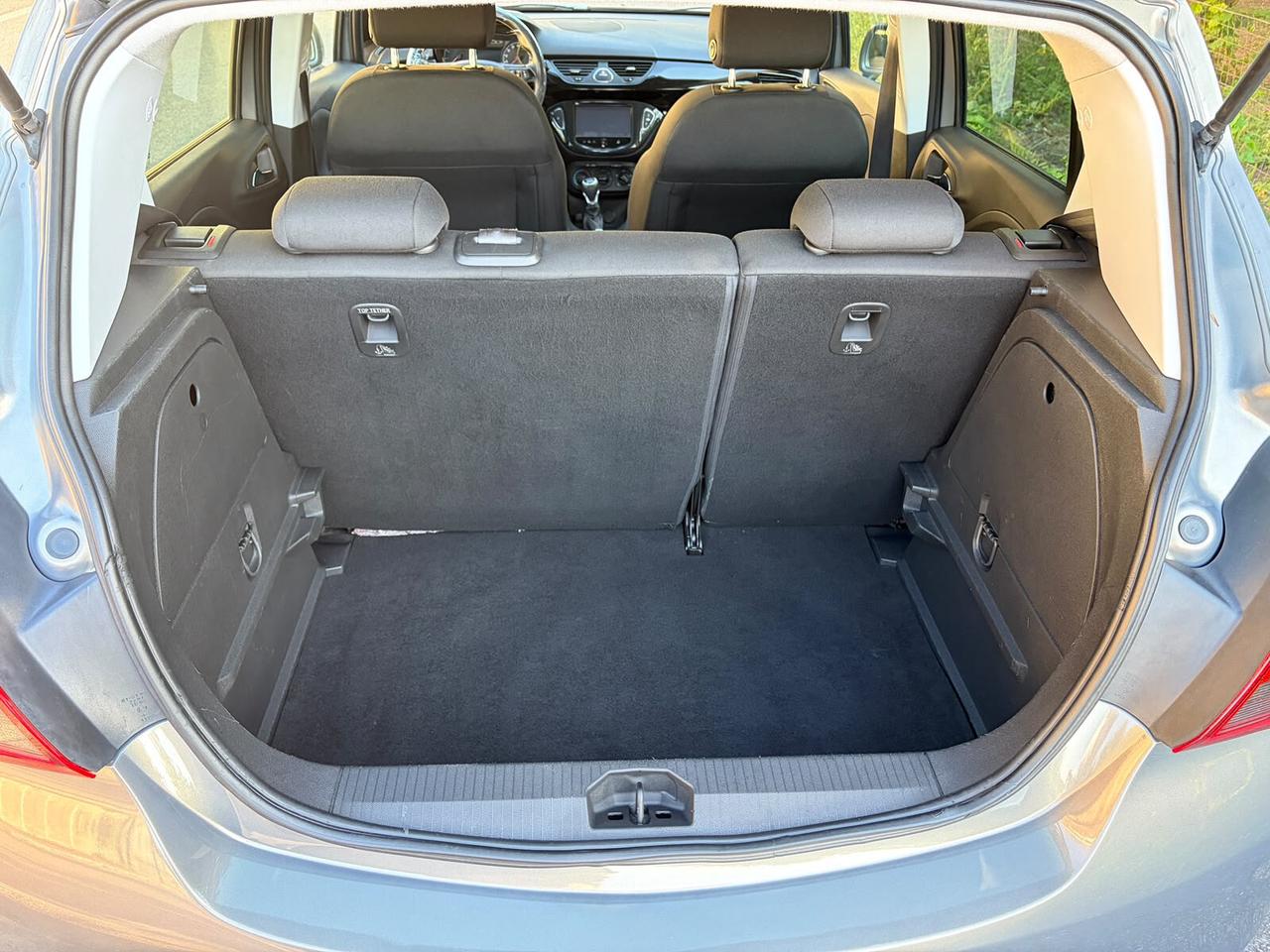 Opel Corsa 1.2 Gpl 69cv 5 porte b-Color