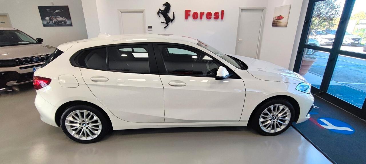 Bmw 116 116d 5p. Business Advantage