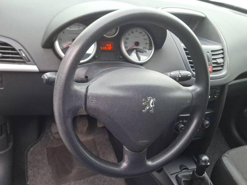 Peugeot 207 5 Porte 1.4 VTi X-Line