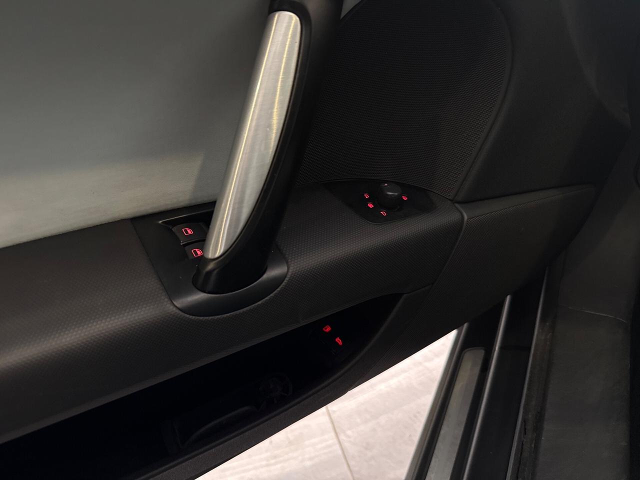 Audi TT Coupé 2.0 BENZINA 149.000 KM