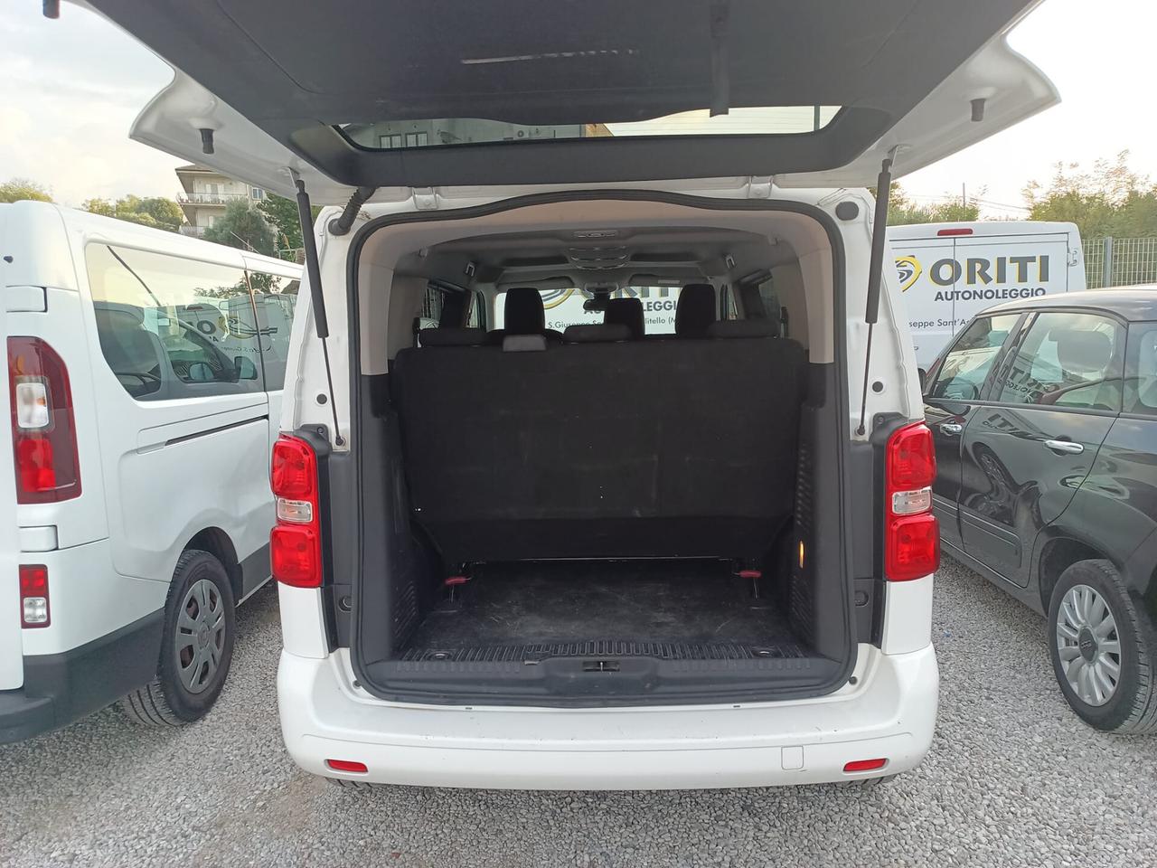 Peugeot Traveller BlueHDi 150 S&S Business Vip 9 posti aziendale 4x4