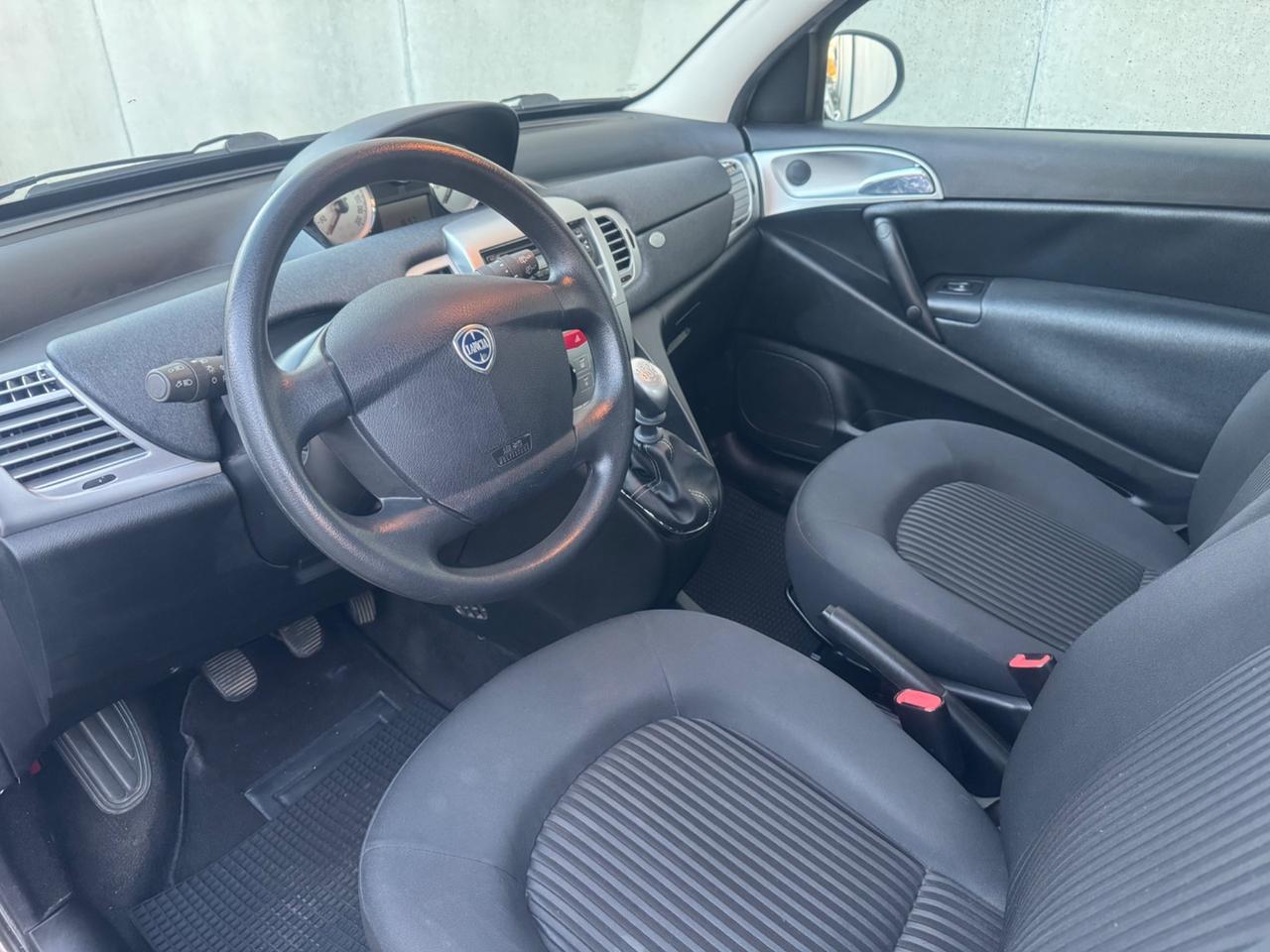 Lancia Ypsilon 1.2 Elle UNIPRO OK NEOP