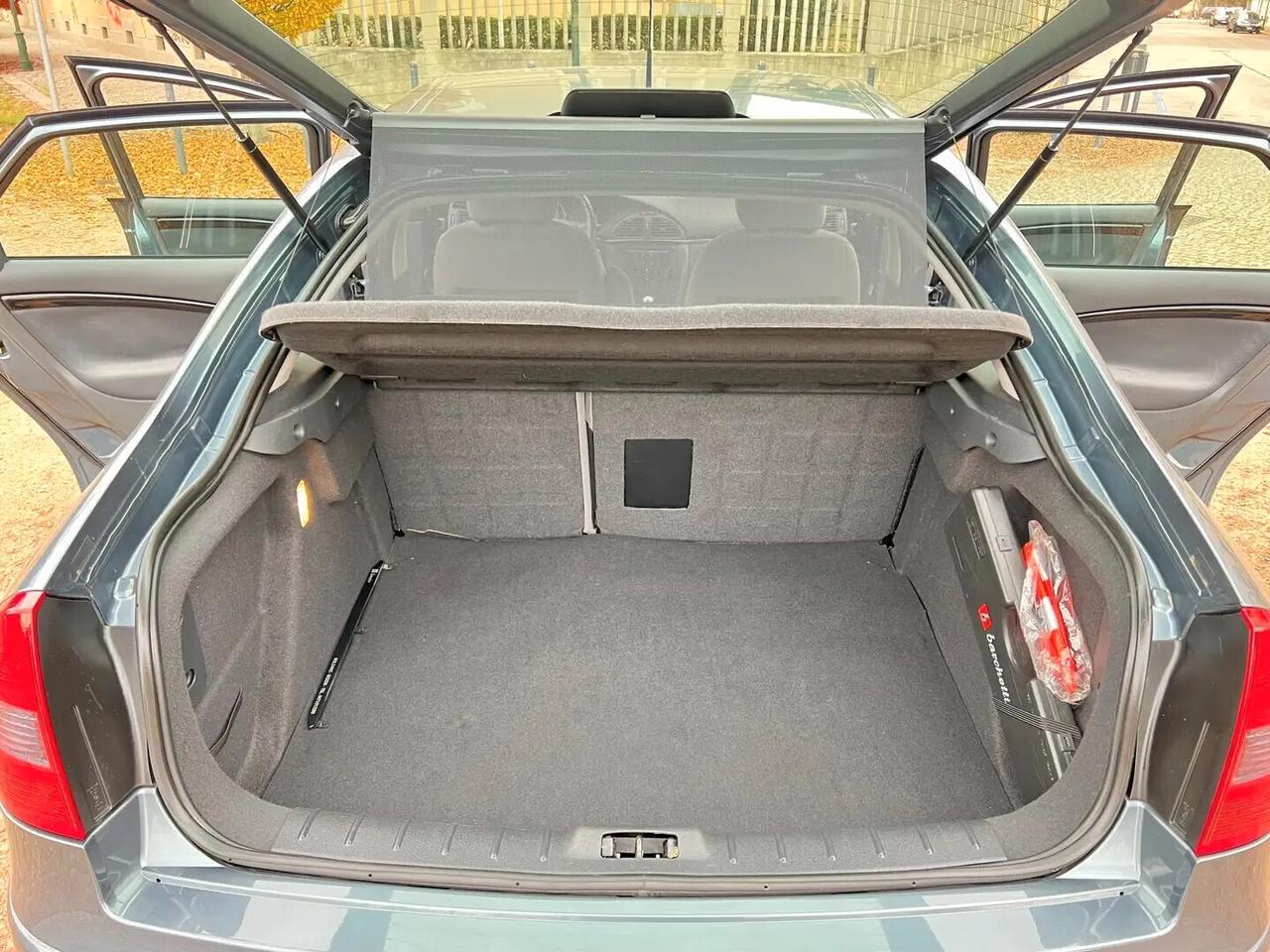 Citroen C5 Berlina 2.2 BiTurbo 16v 173cv Hydractive Exclusive