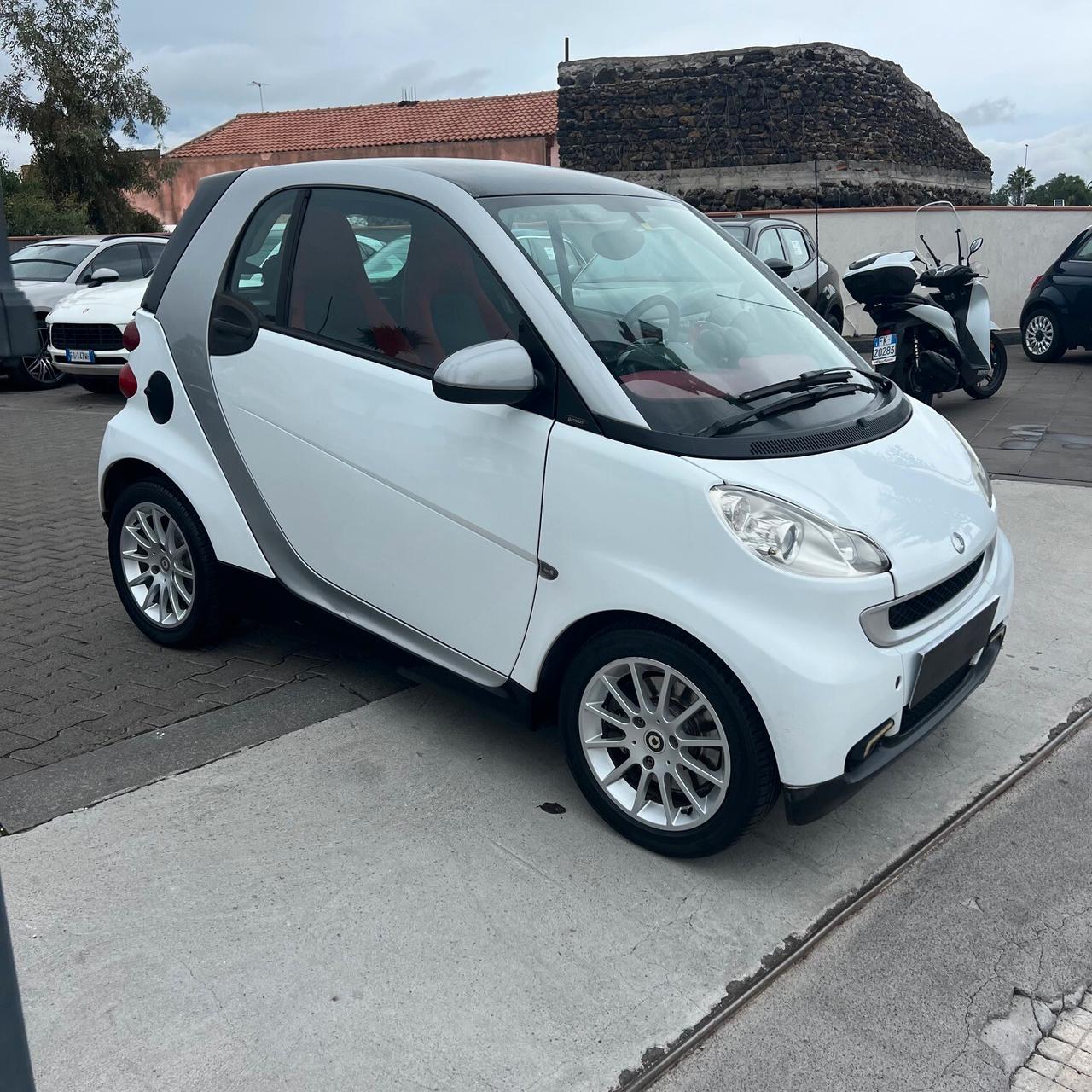 Smart ForTwo 800 33 kW coupé passion cdi