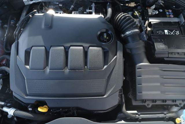 VOLKSWAGEN Golf 2.0 TDI 115 CV SCR Life PREZZO NETTO